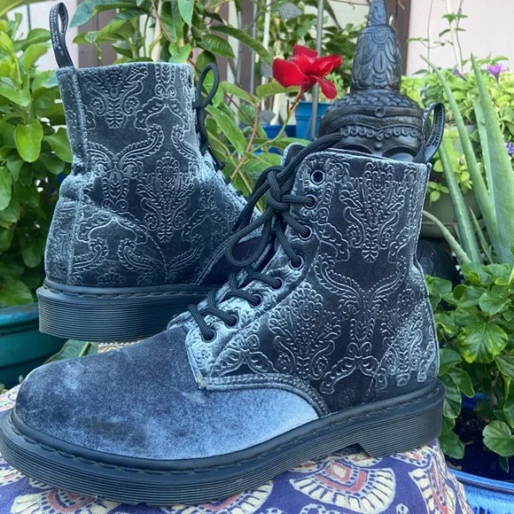 Rare Dr. Martens 1460 Brocade Velvet Paisley Boots - Picture 1 of 16